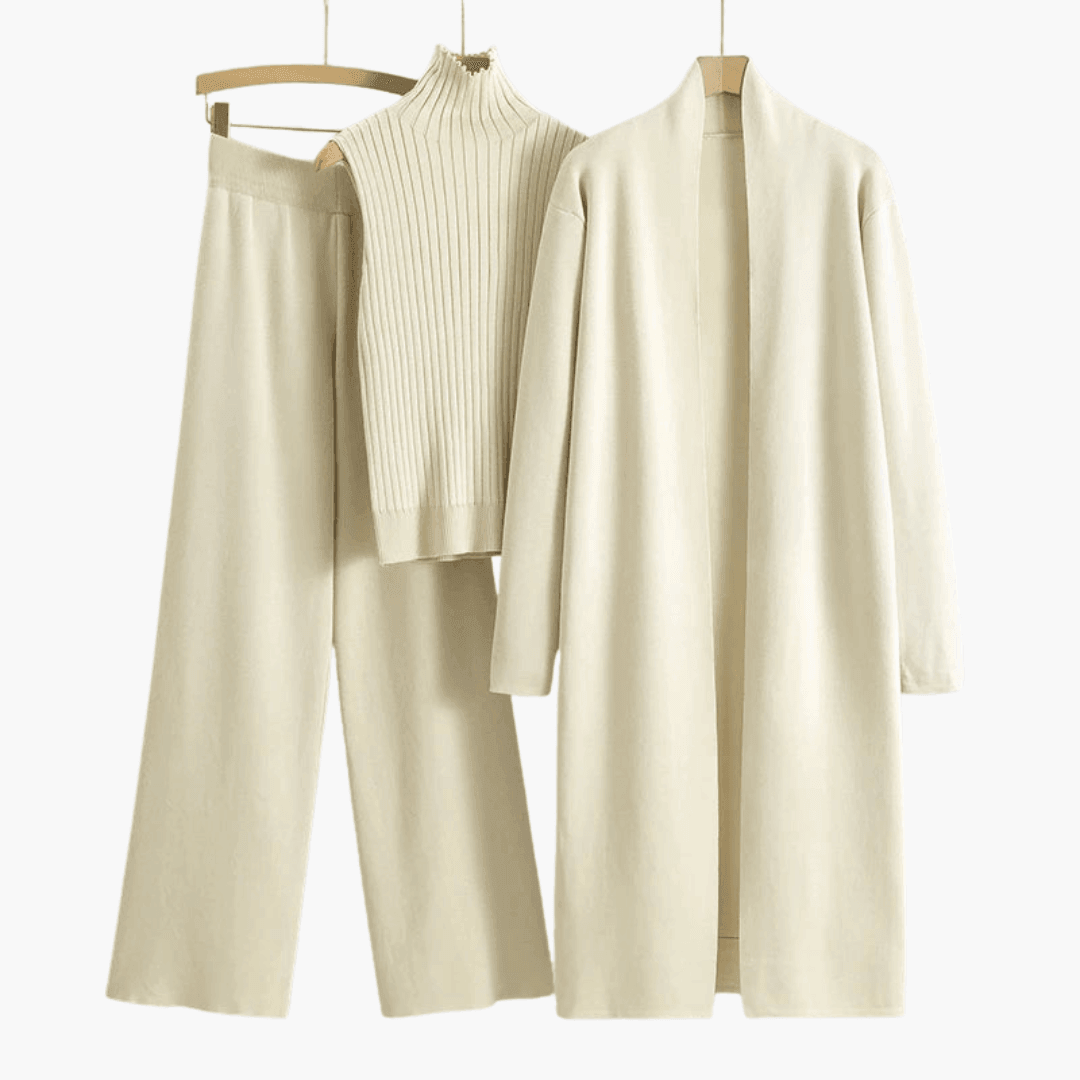 Women’s Three-Piece Knit Loungewear Set with Relaxed Fit