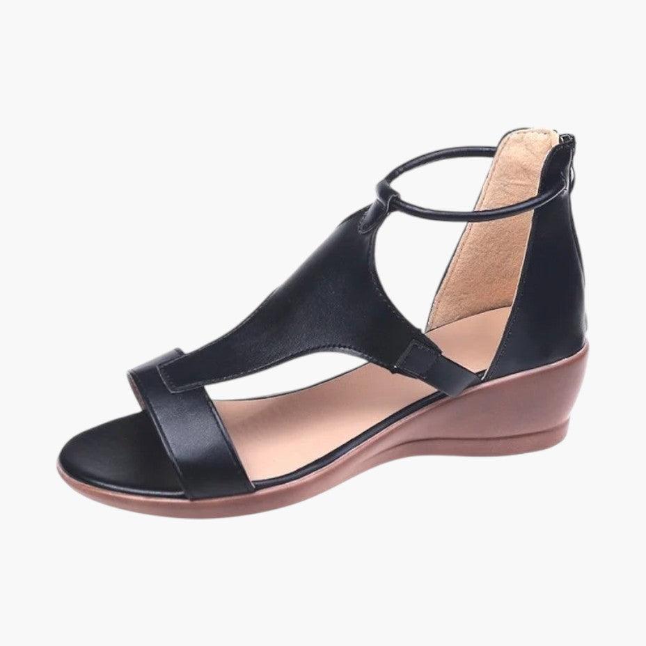Women’s Sandals with Adjustable Straps and Cushioned Sole